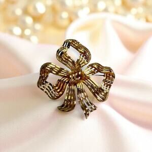 Vintage Monet 3” Goldtone Metal Ribbon Brooch Openwork Pin Christmas Holidays